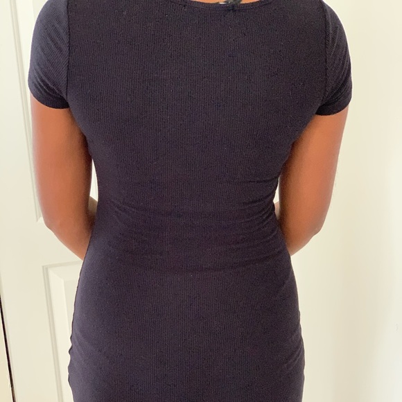 Faux buttoned down Bodycon dress from F21🥳🦋 - Picture 3 of 4